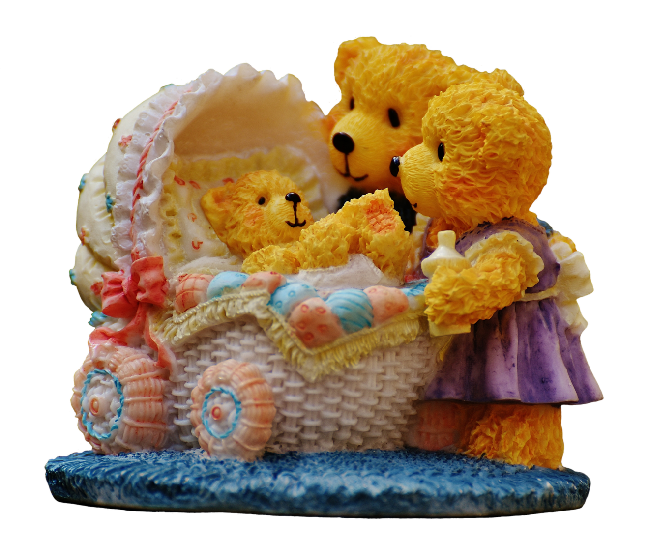 Das Foto zeigt eine Famile Teddybären, das Teddy-Kind liegt in einem Stubenwagen.